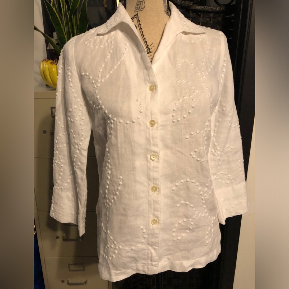 EUC Women’s Jones New York Signature Petite Linen Blouse